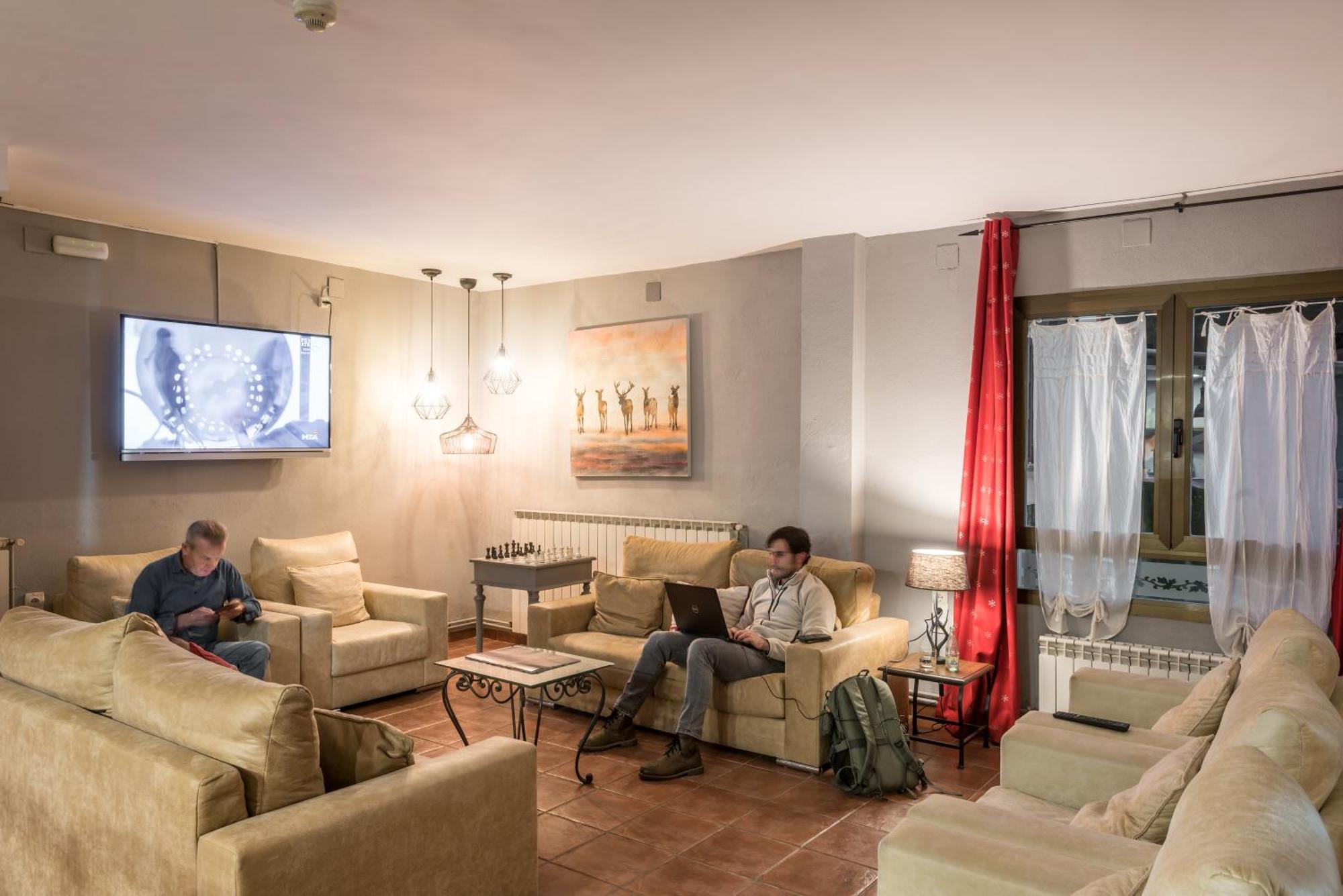 Hotel AA Beret Vielha e Mijaran Buitenkant foto