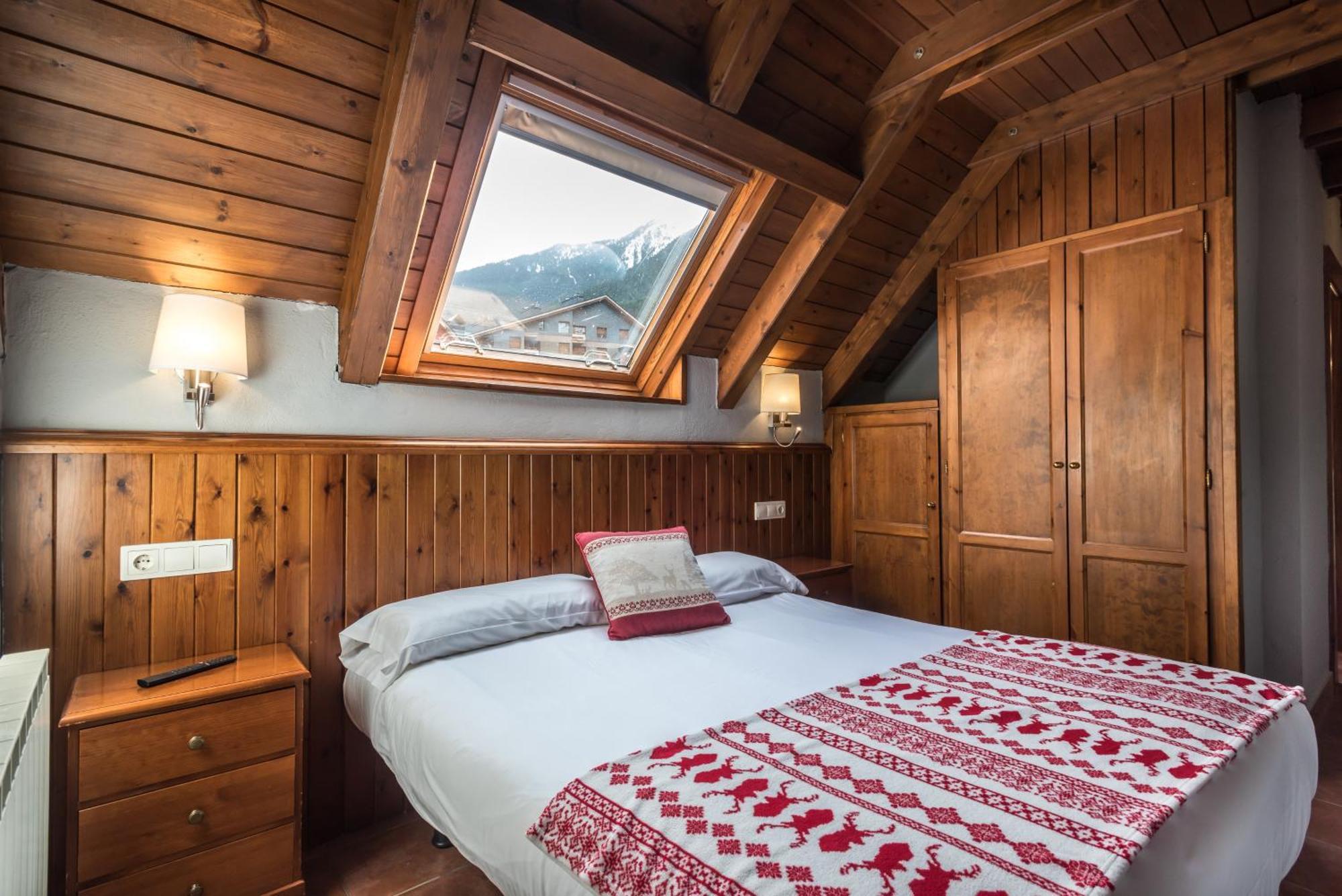 Hotel AA Beret Vielha e Mijaran Buitenkant foto